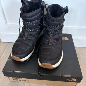 The North Face Black Quilted Boots